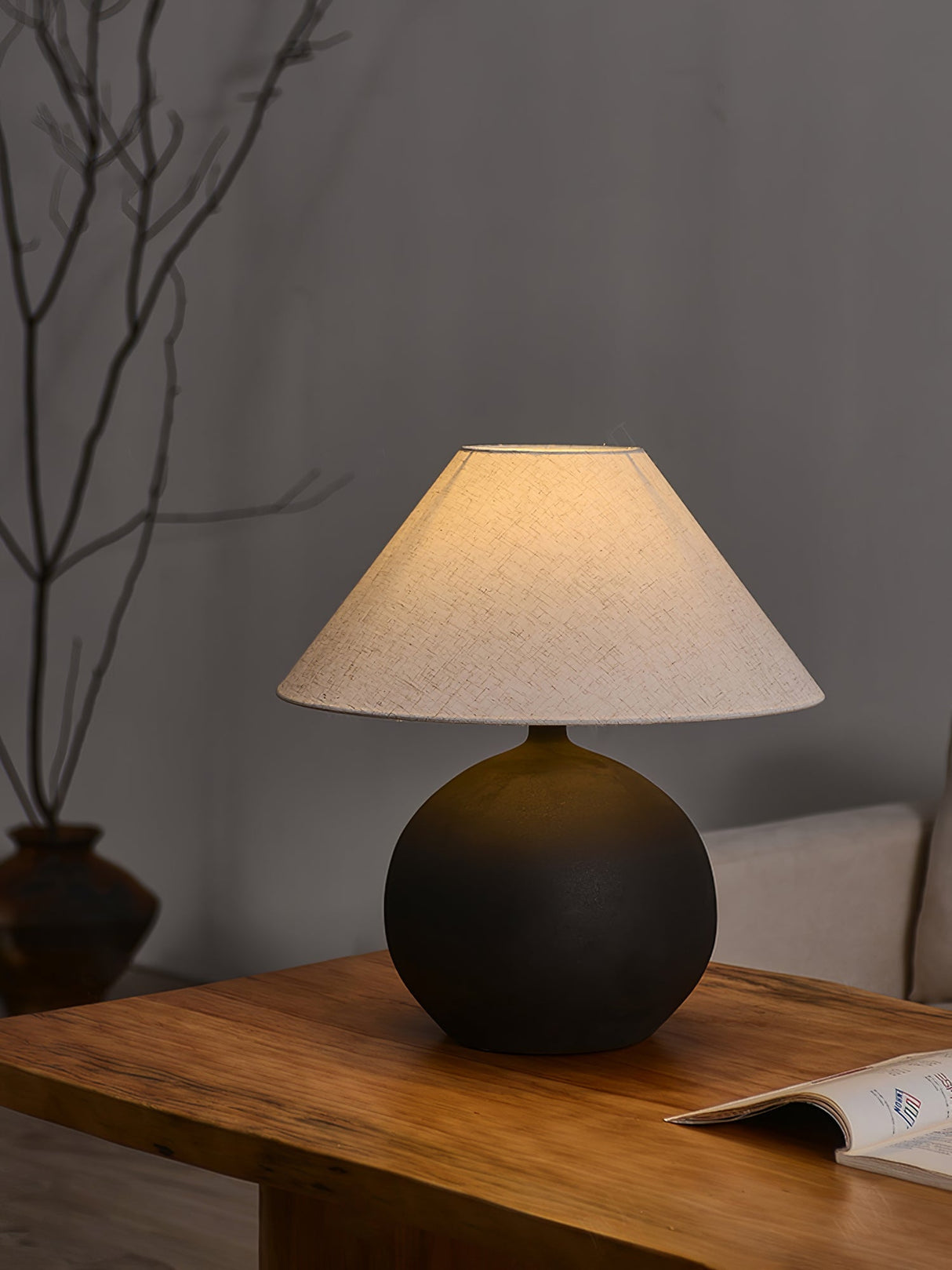 Ceramic Table Lamp Matte Black Base with Linen Shade - Product detail 5