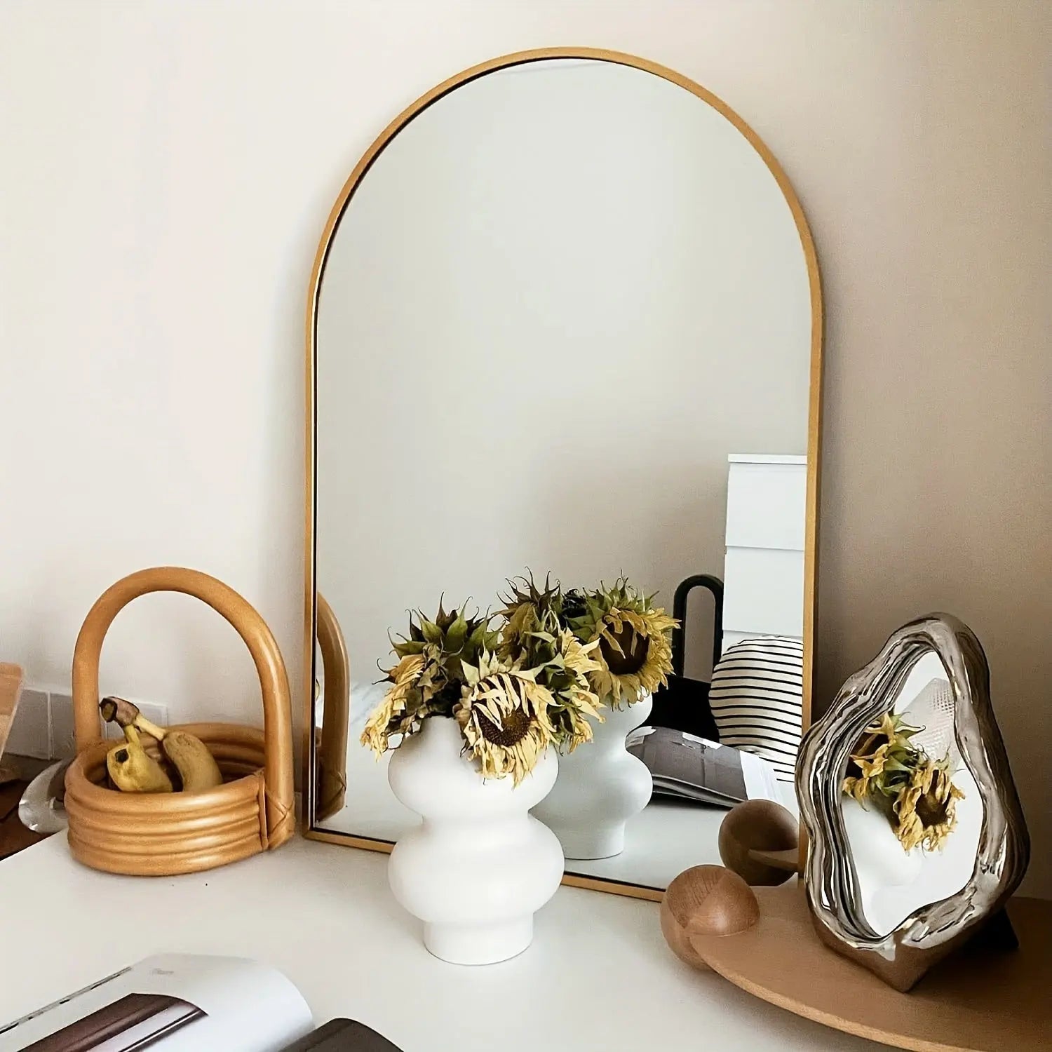 Arched Wall Mirror  Modern Metal Frame Design - Product detail 6