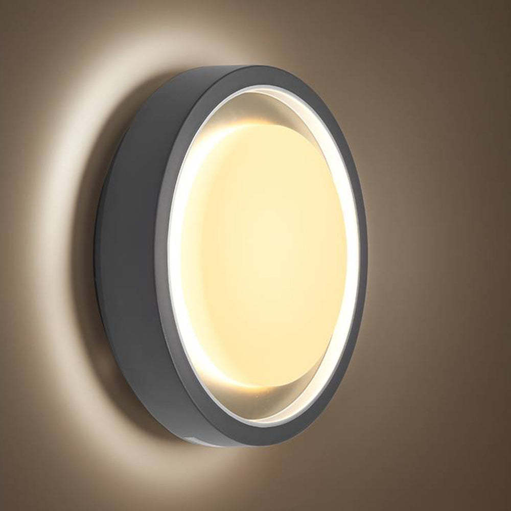 Modern Outdoor Wall Light Black Metal Round LED Sconce - Product detail 4