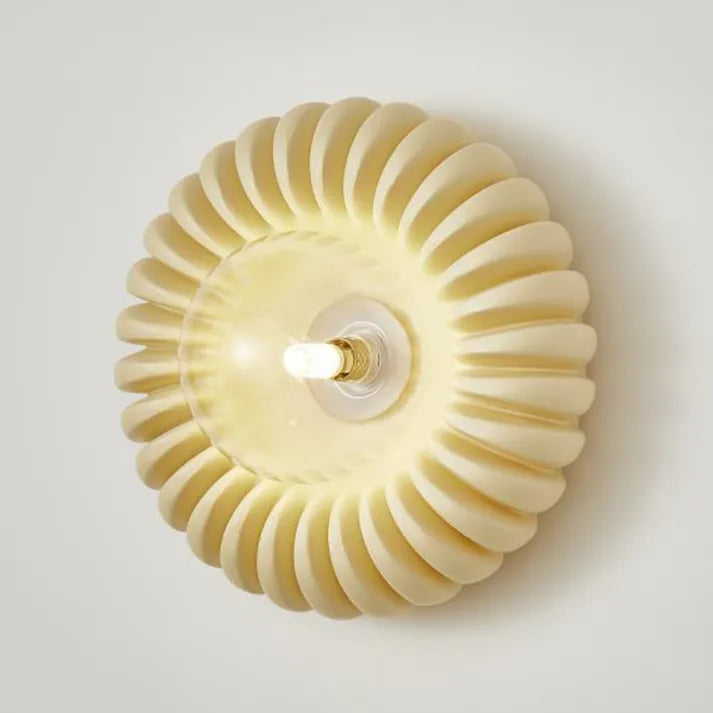 Modern Resin Wall Sconce Pleated Shell Design - Product detail 7