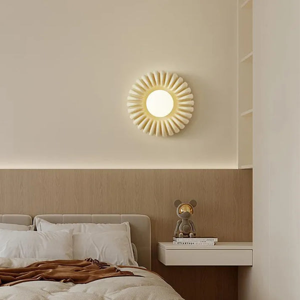 Modern Resin Wall Light Sunburst Pattern Sconce - Product detail 4