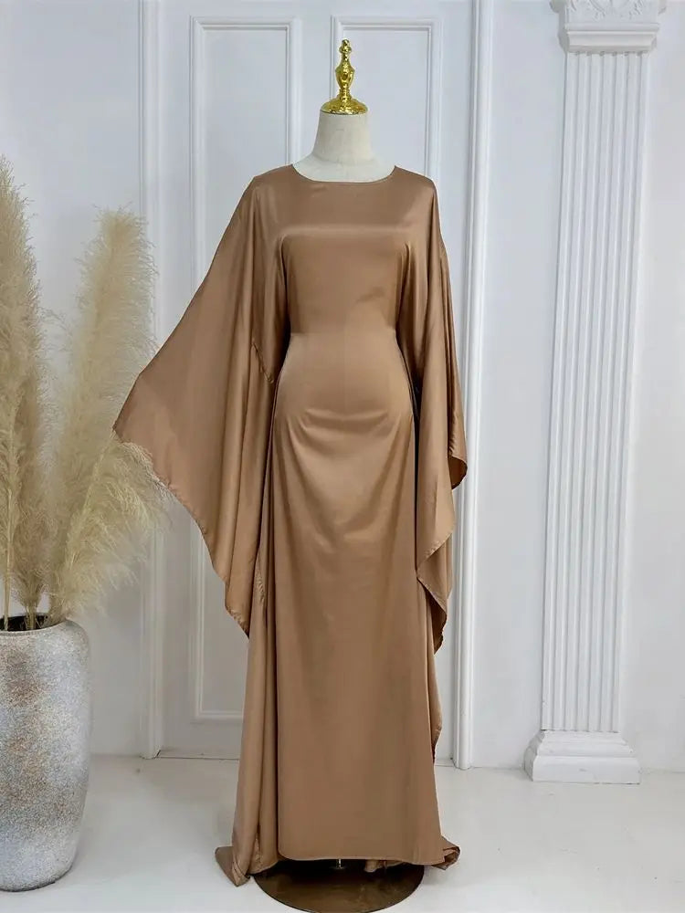 Elegant Maxi Dress Flowing Cloak Sleeves Design - Product detail 12