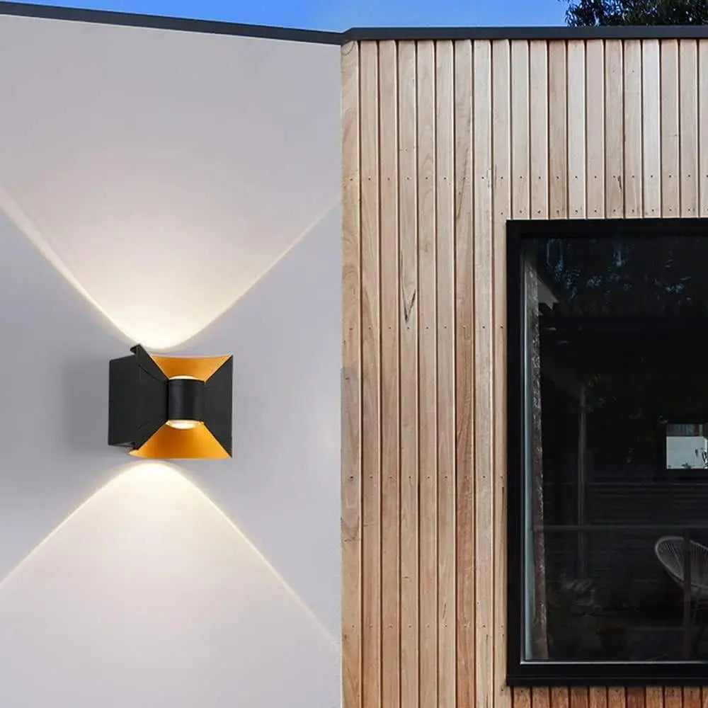 Modern Outdoor Wall Light Black Gold Dual Beam Design - Product detail 4