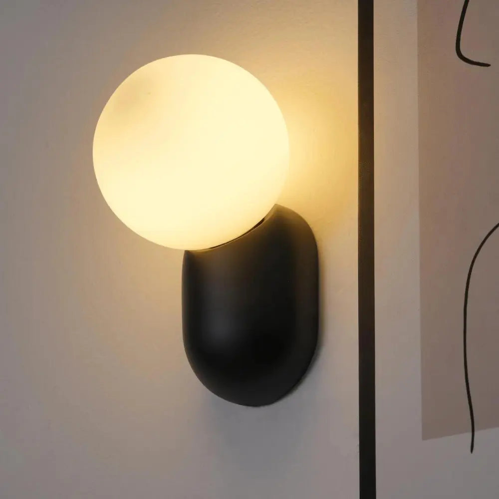 Modern Globe Wall Light Black Metal and Glass Orb - Product detail 4