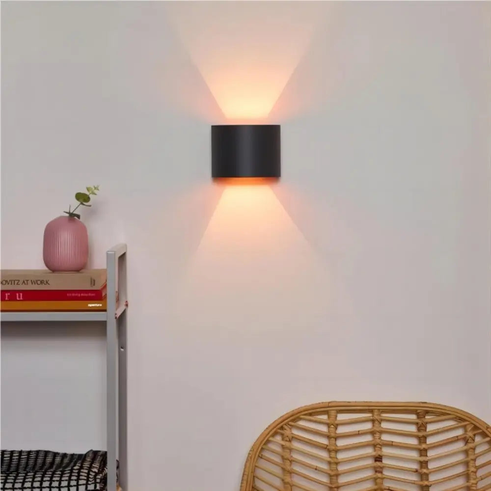 Modern Cube Wall Light Black Aluminum LED Sconce - Product detail 4