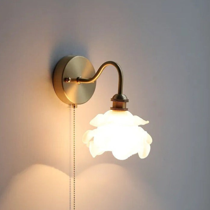 Nordic Ceramic Wall Light Ribbed Glass Shade With Brass Fixture - Product detail 25