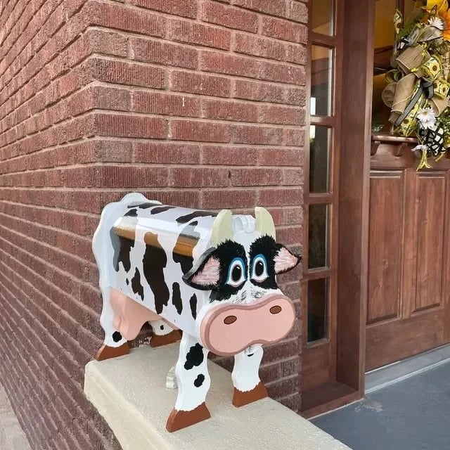 Animal Garden Mailbox  Hand-Painted Metal Cow Design - Product detail 5