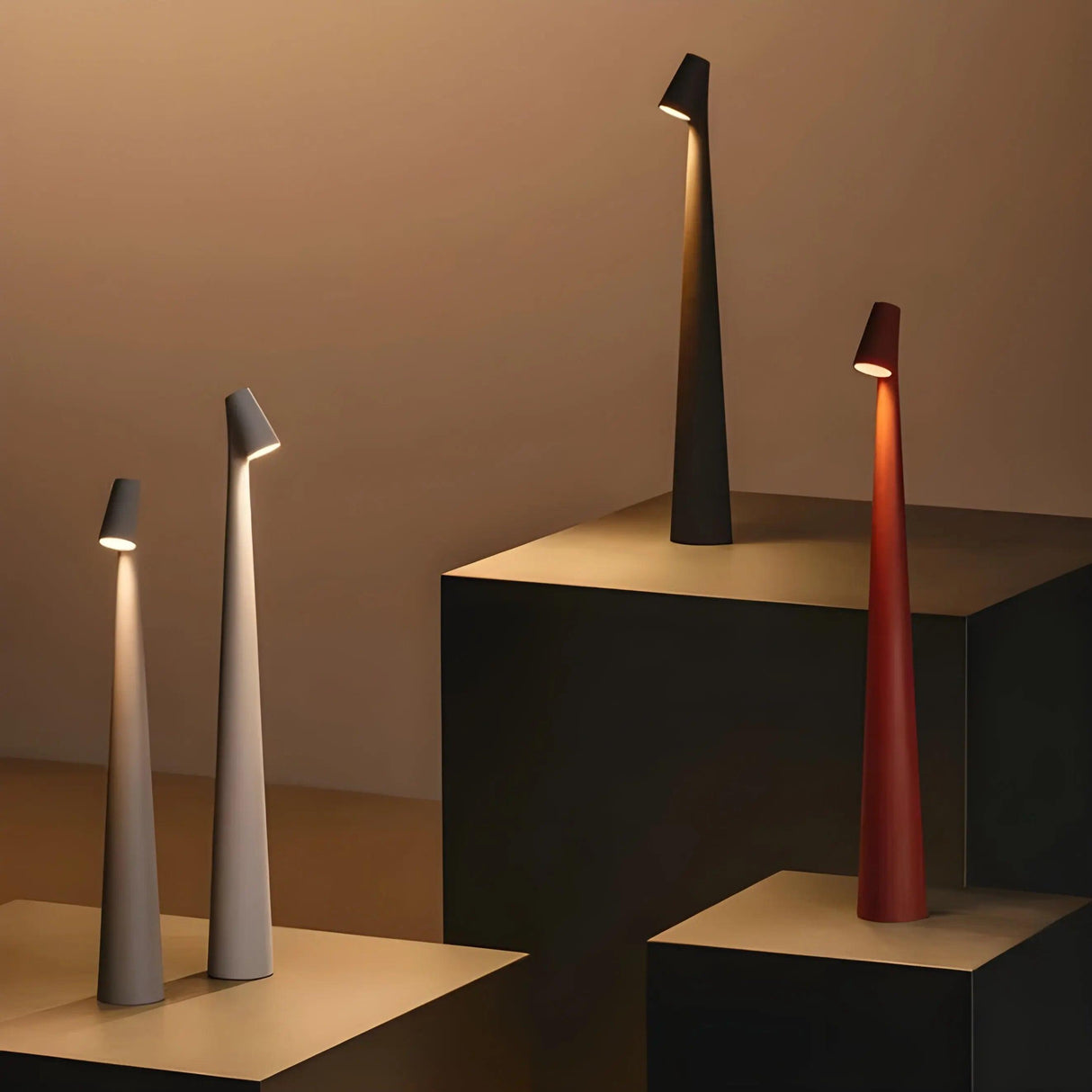 Modern LED Table Lamp Aluminum Portable Design - Detailed view