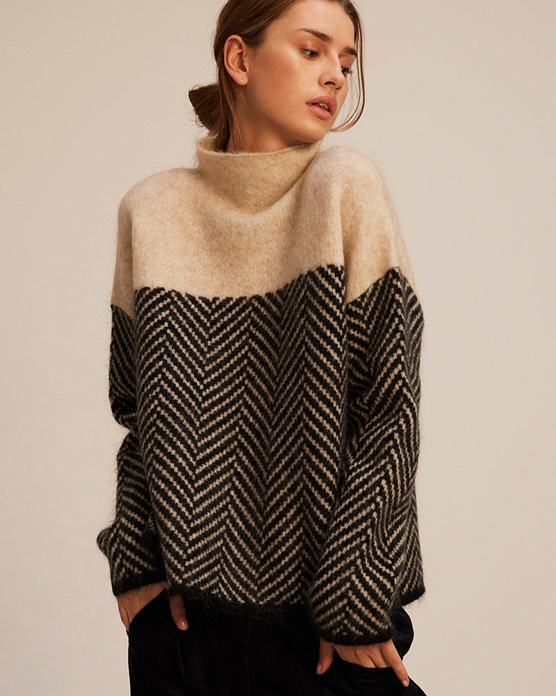 Wool Blend Turtleneck Sweater Chevron Pattern Design - Product detail 11
