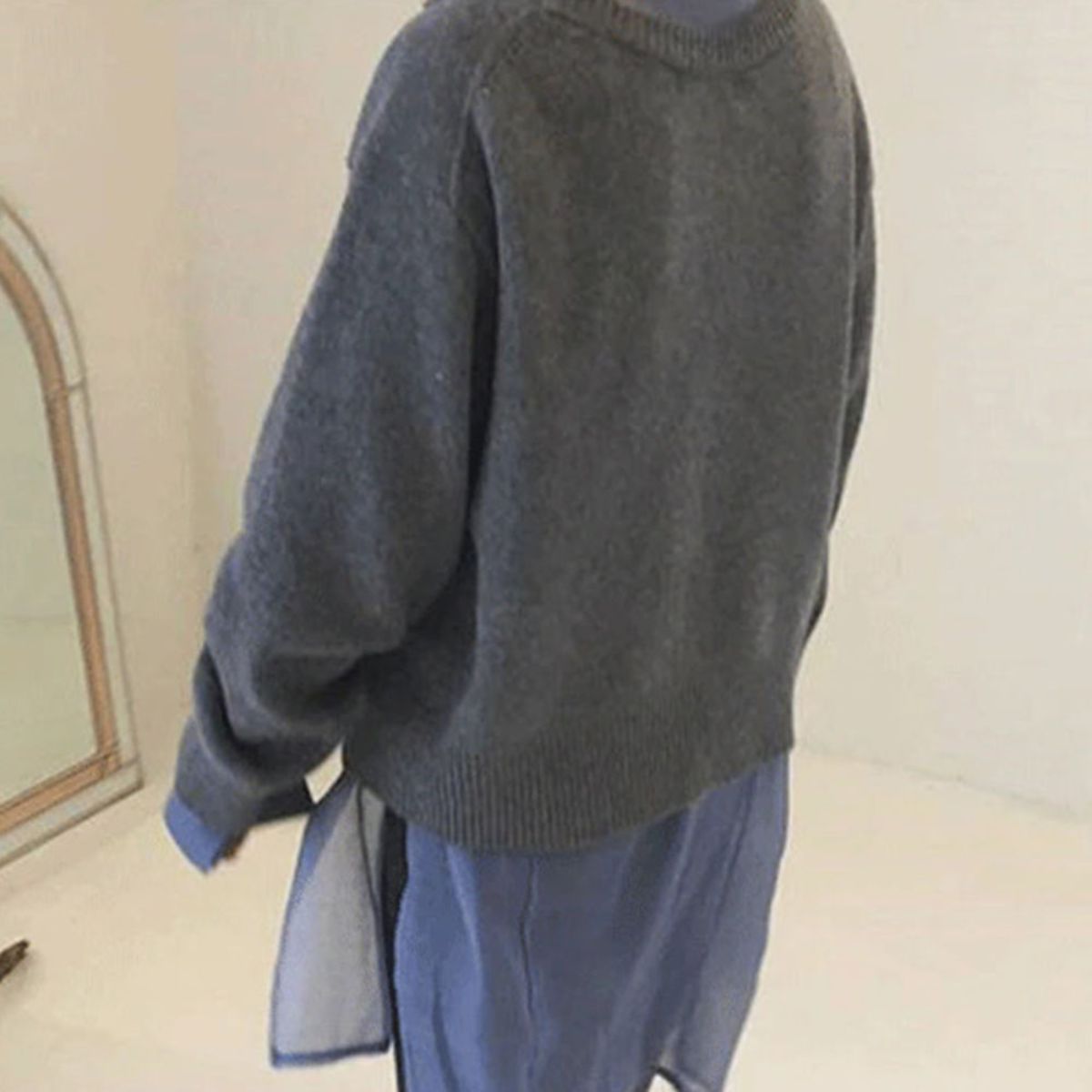 Cashmere Knit Cardigan  Asymmetric Button Design - Product detail 5