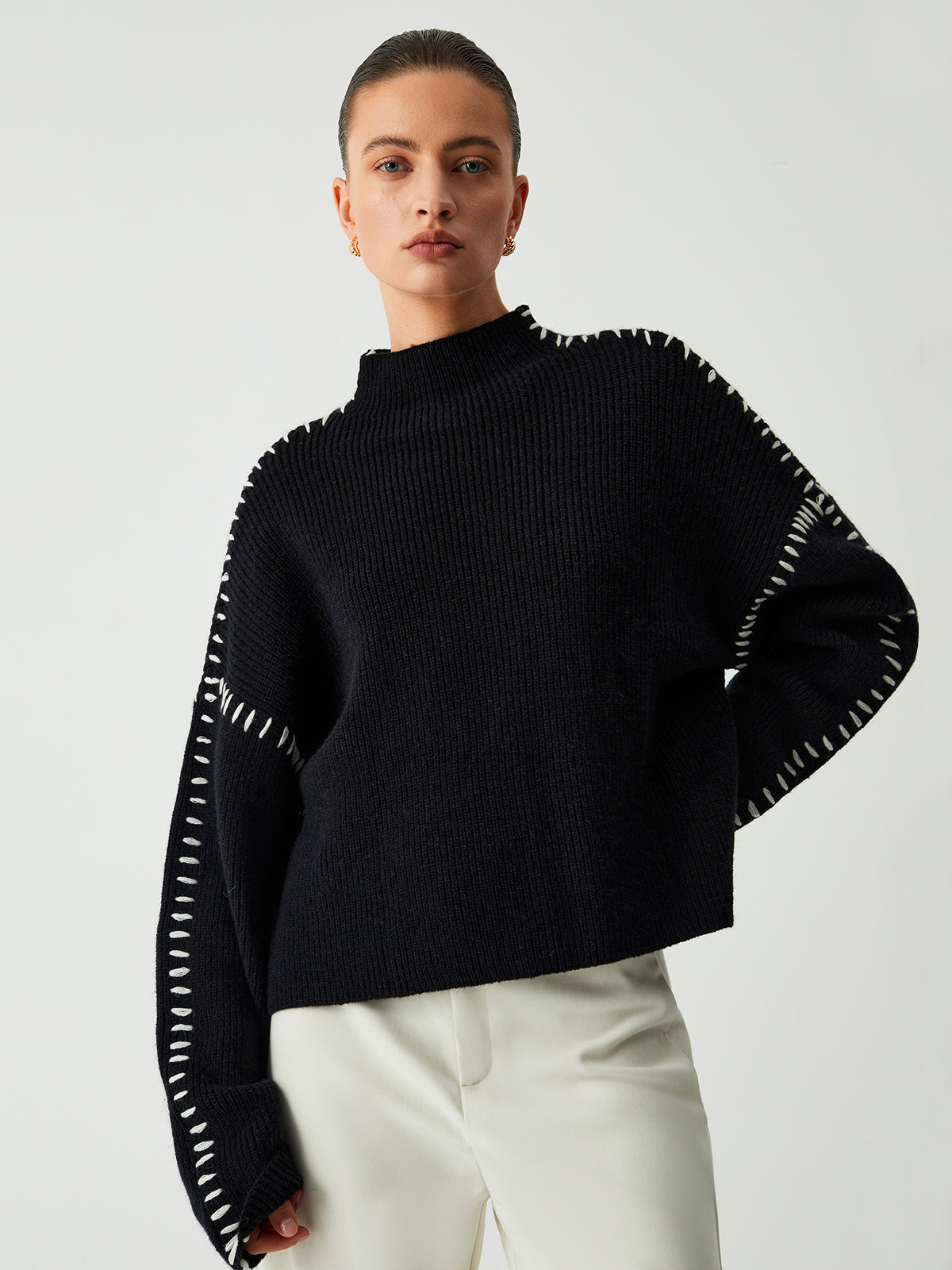 Designer Turtleneck Sweater Oversized Knit With Contrast Stitching - Product detail 8