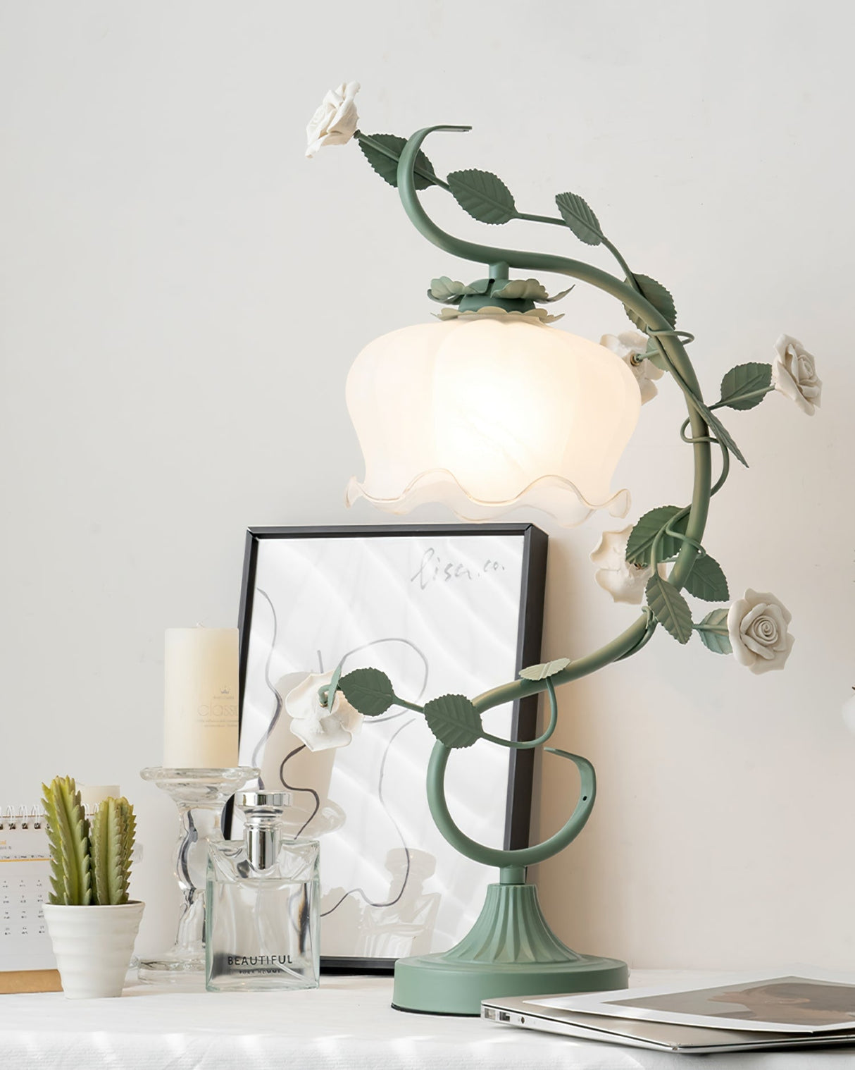 Floral Table Lamp Curved Green Metal Design With Glass Shade - Detailed view
