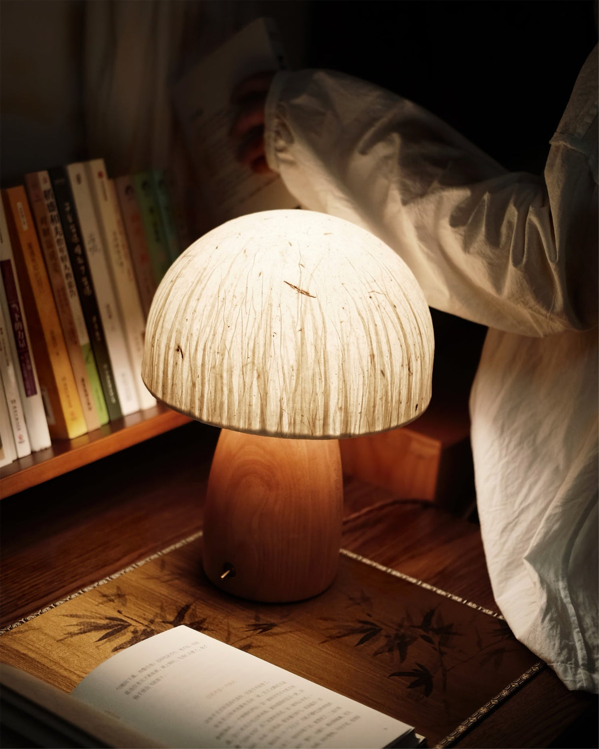 Minimalist Table Lamp Paper Shade Wood Base Design - Product detail 12