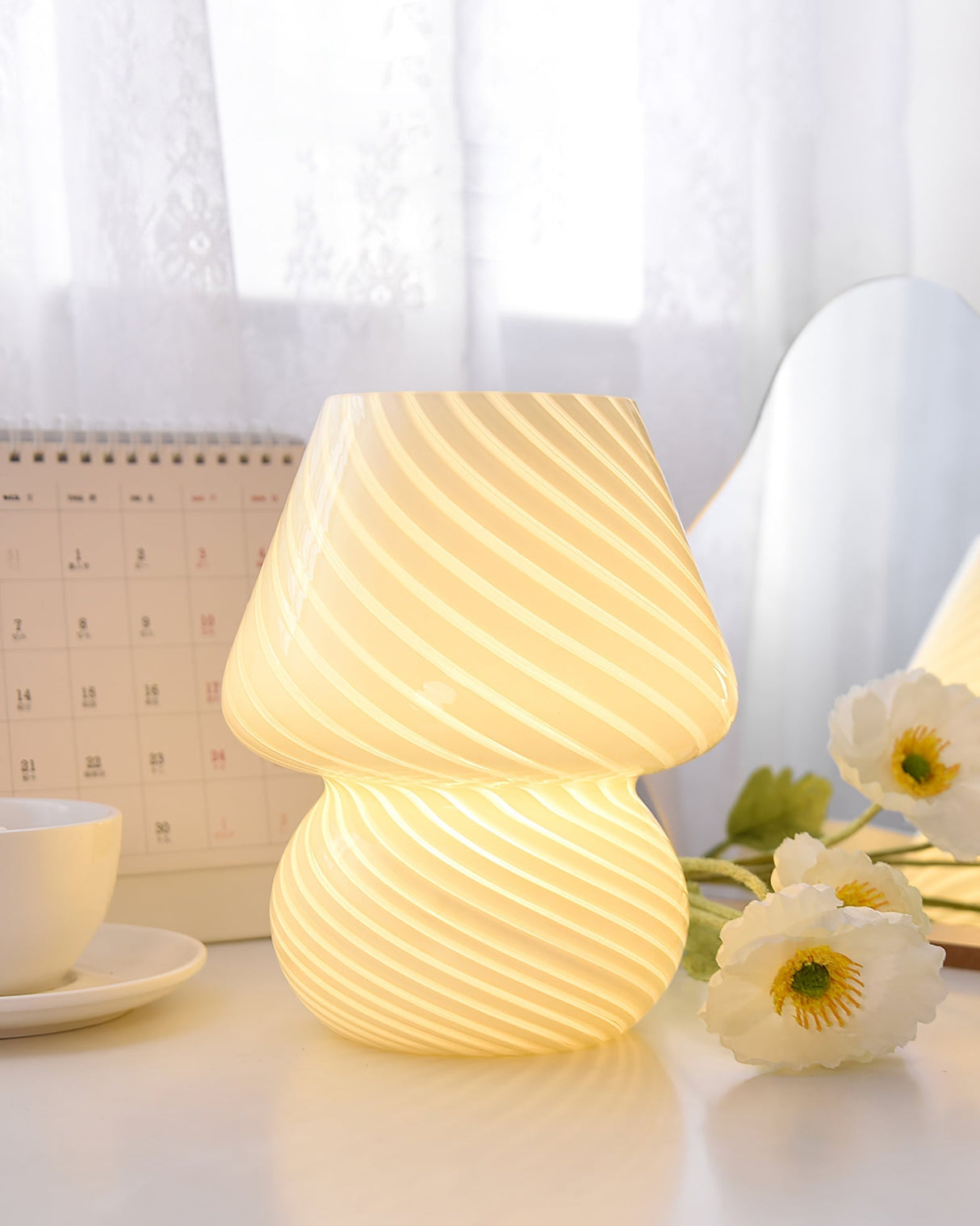 Glass Table Lamp Spiral Pattern Design - Product detail 18