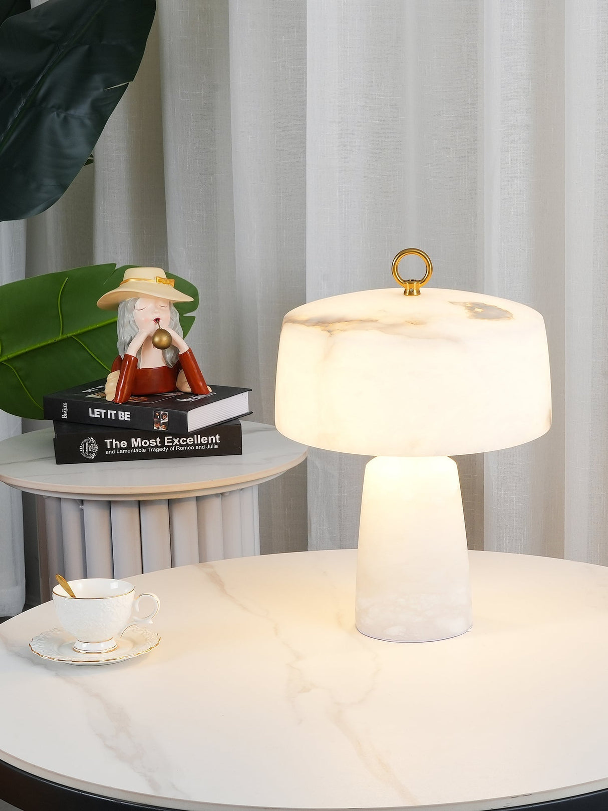 Alabaster Table Lamp Vintage Brass Accents - Product detail 9