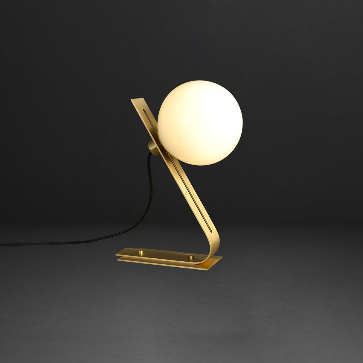 Modern Table Lamp Glass Globe Brass Frame Design - Product detail 30