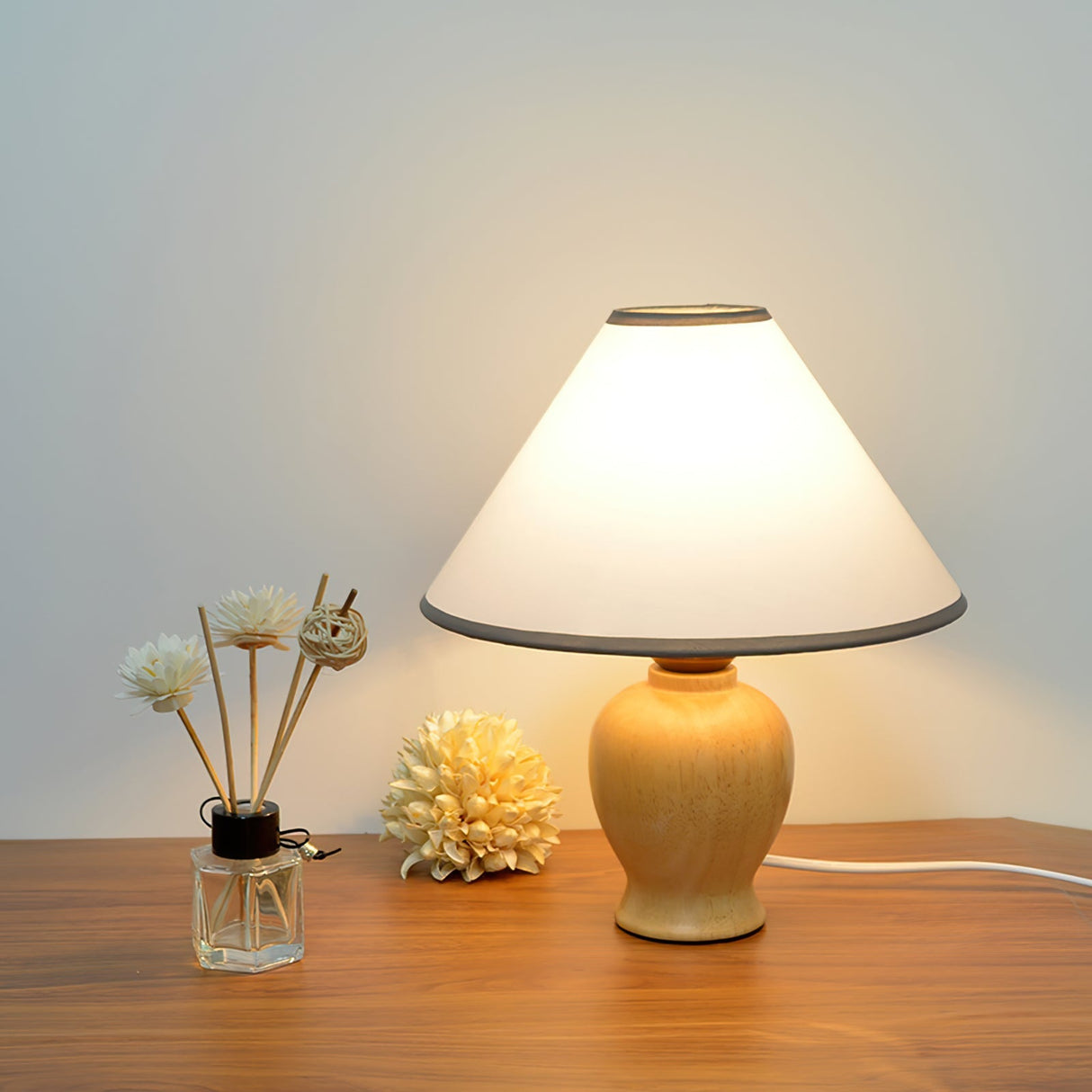 Classic Table Lamp Natural Wood Base White Shade - Product detail 5