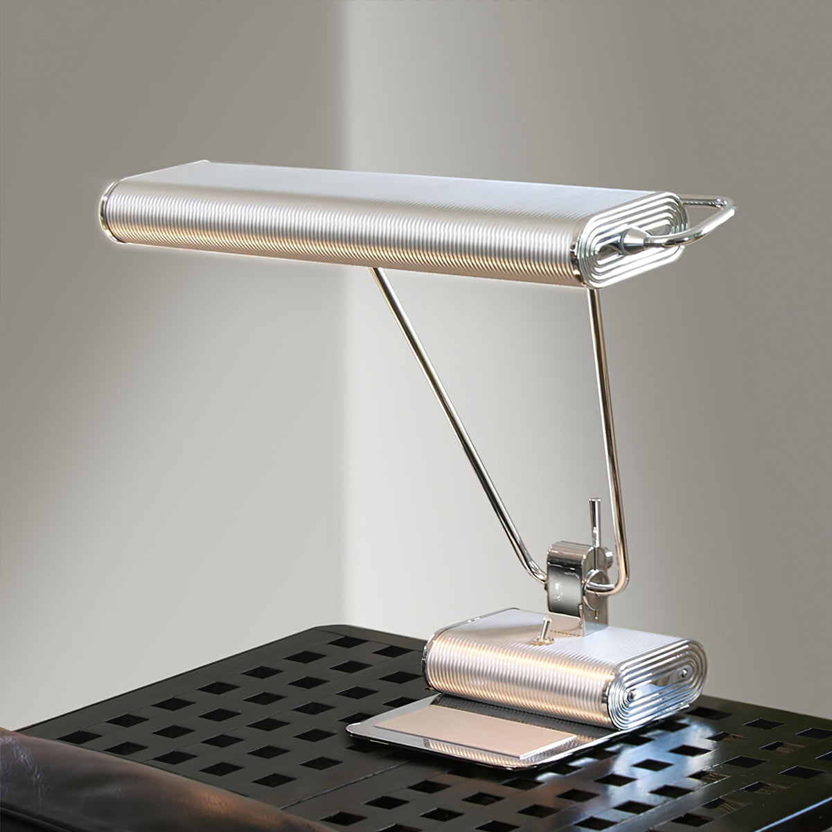Art Deco LED Table Lamp Chrome Open Screen Design - Detailed view