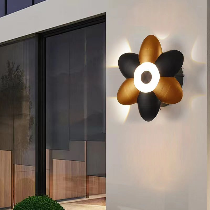 Modern LED Wall Light  Gold White Flower Design - Product detail 5