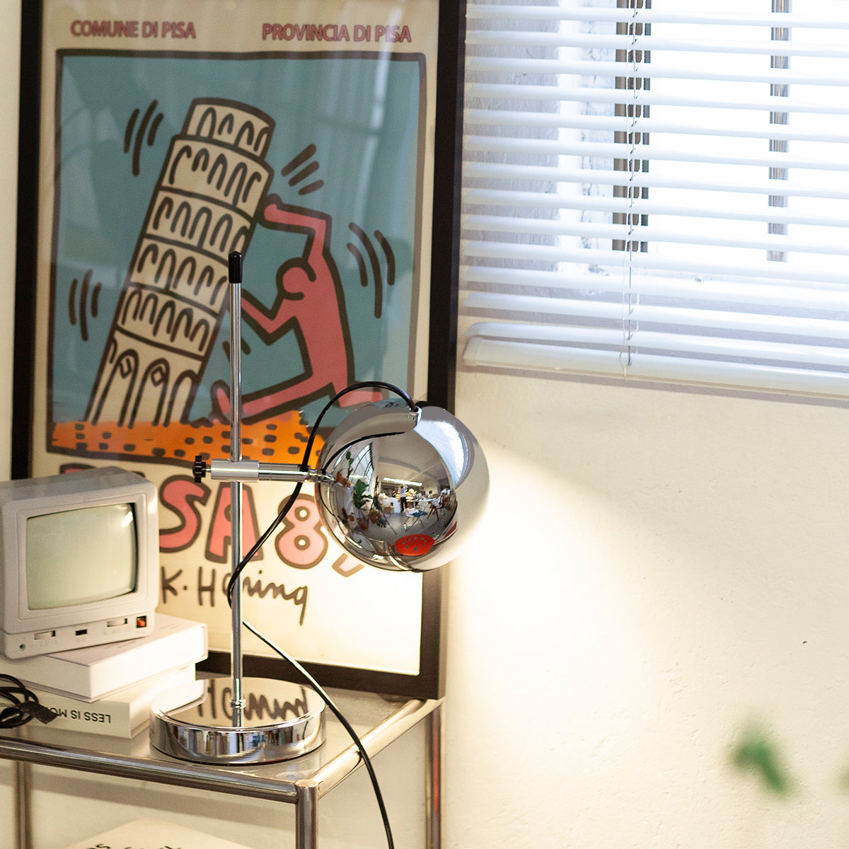 Modern Table Lamp Adjustable Ball Head Design - Product detail 7