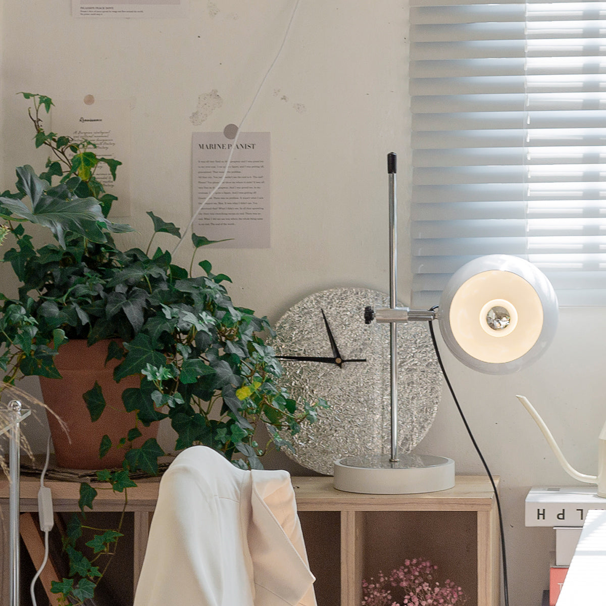 Modern Table Lamp Adjustable Ball Head Design - Product example