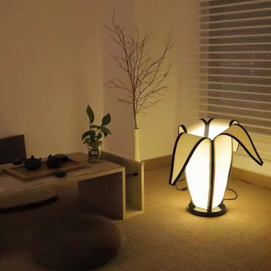 Artistic Table Lamp Banana Leaf Design With Warm Glow - Product detail 14