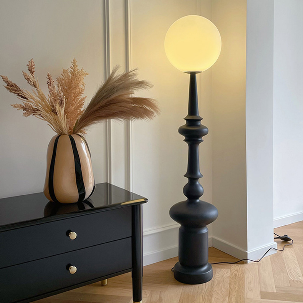 Modern Floor Lamp Bauhaus Black Metal Base With Globe Shade - Detailed view