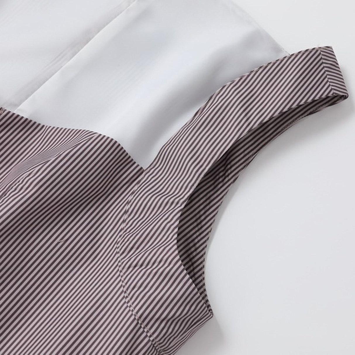 Traditional Dirndl Dress Bavarian Cotton With Striped Apron - Product detail 8