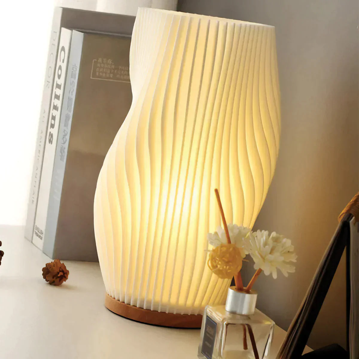 Modern Wave Table Lamp Pleated Shade Design - Product detail 13