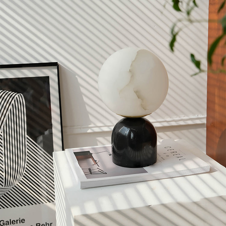 Modern Table Lamp Alabaster Globe Black Marble Base - Product detail 6