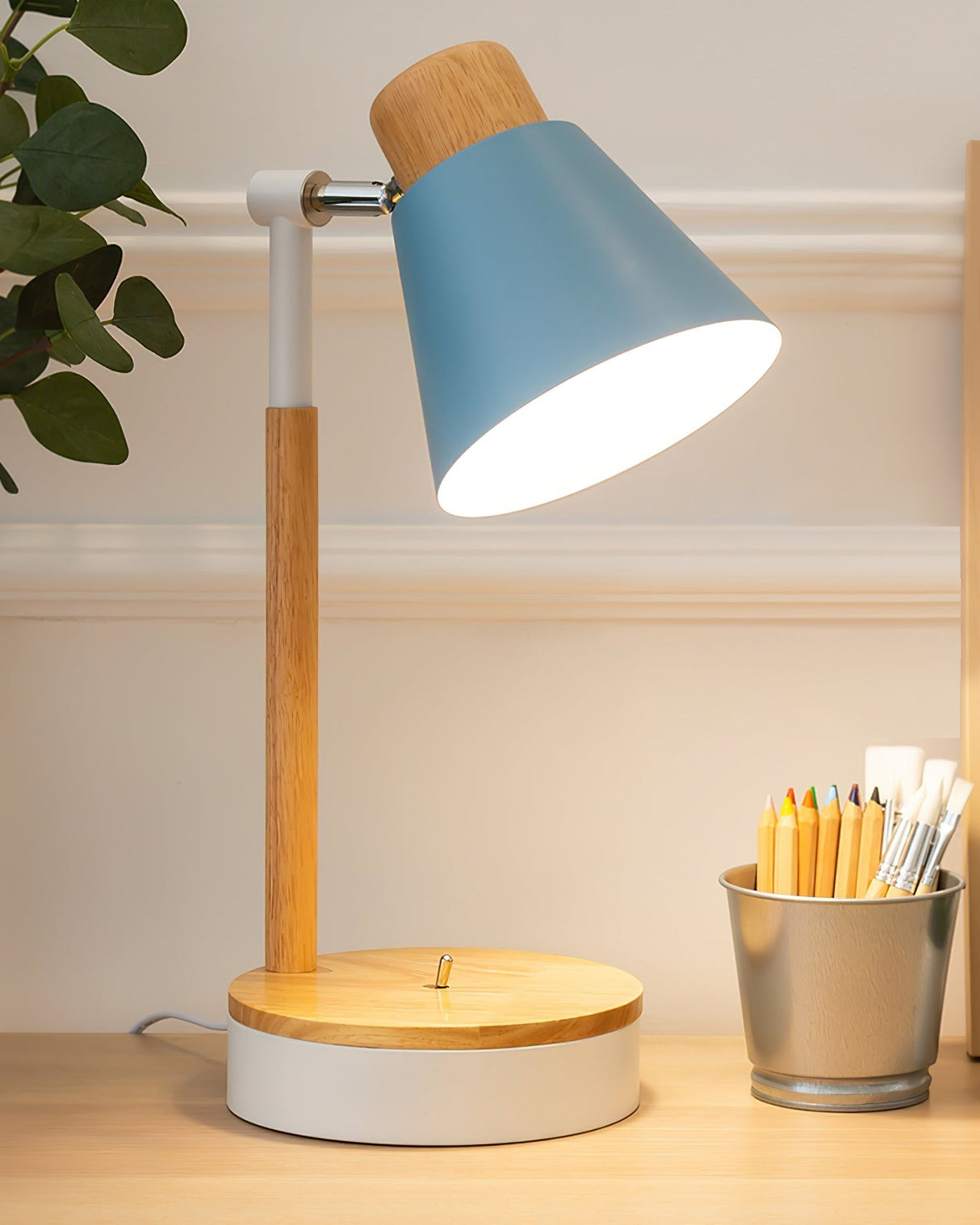 Modern Desk Lamp Wood and Metal Design - Product detail 8