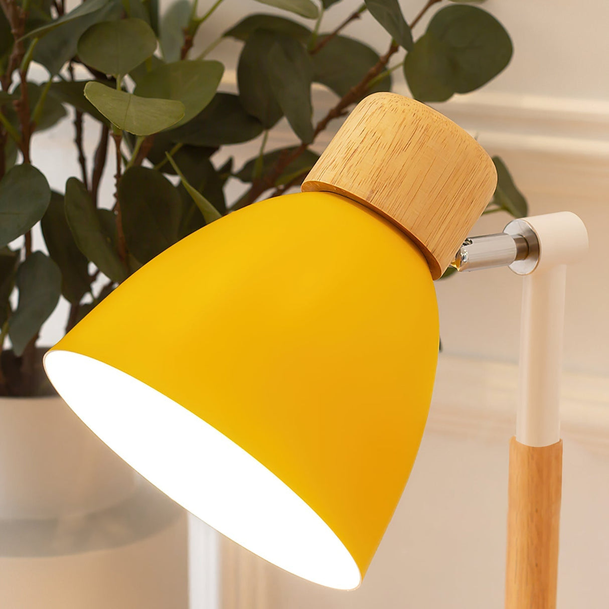 Modern Desk Lamp Wood and Metal Design - Product detail 5