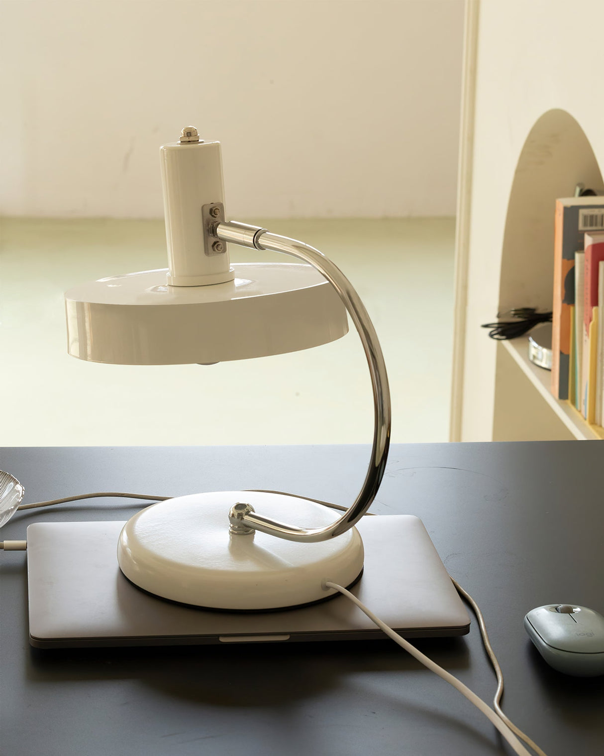 Modern Table Lamp White Metal Chrome Finish - Product detail 6