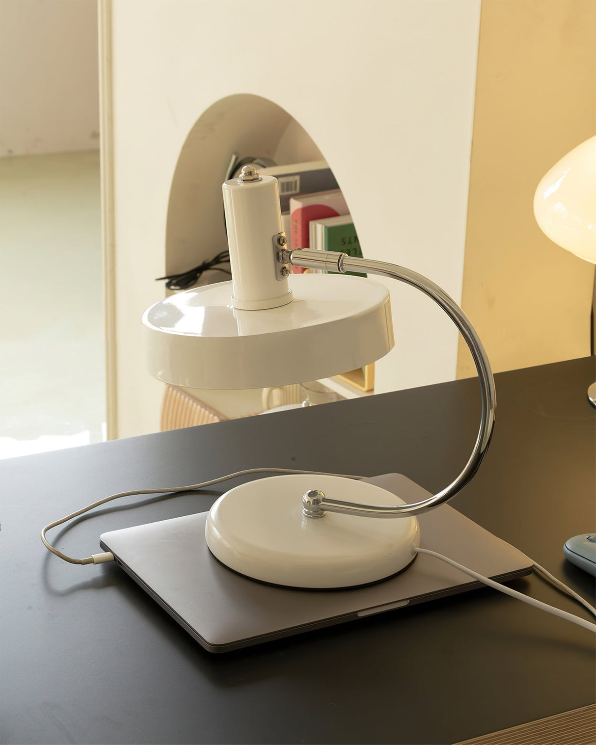 Modern Table Lamp White Metal Chrome Finish - Product detail 8