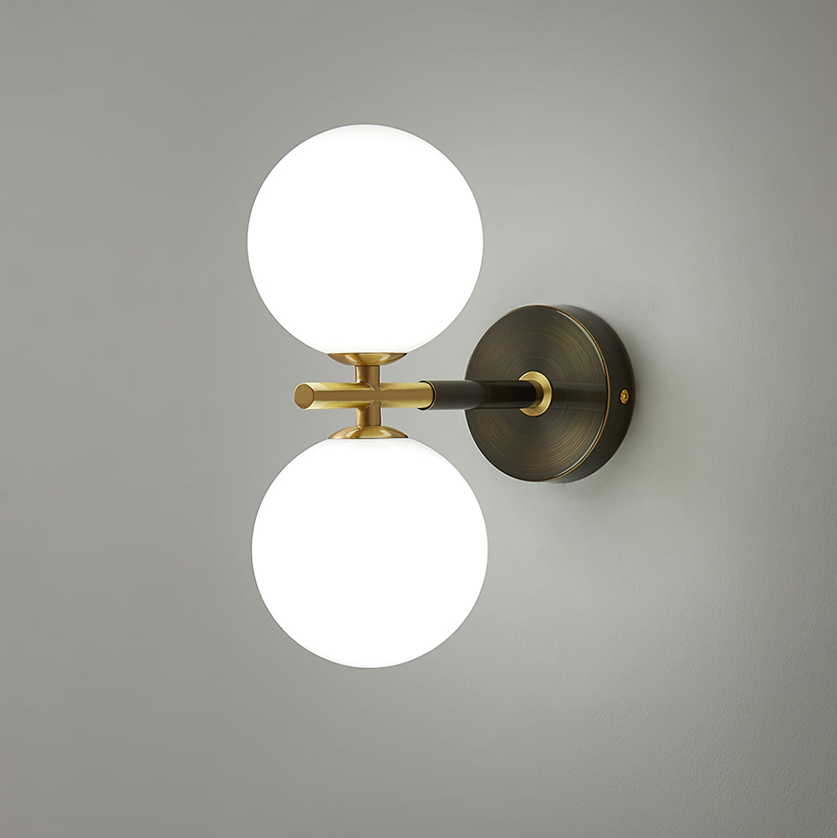 Modern Dual Globe Wall Light Brass Finish Sconce - Product detail 12