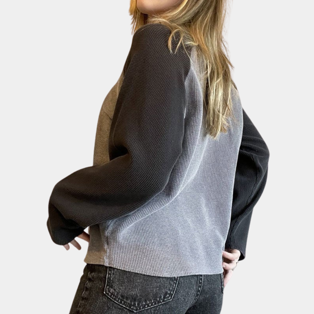 Essential Cotton Raglan Top Two-Tone Long Sleeve Design - Product example