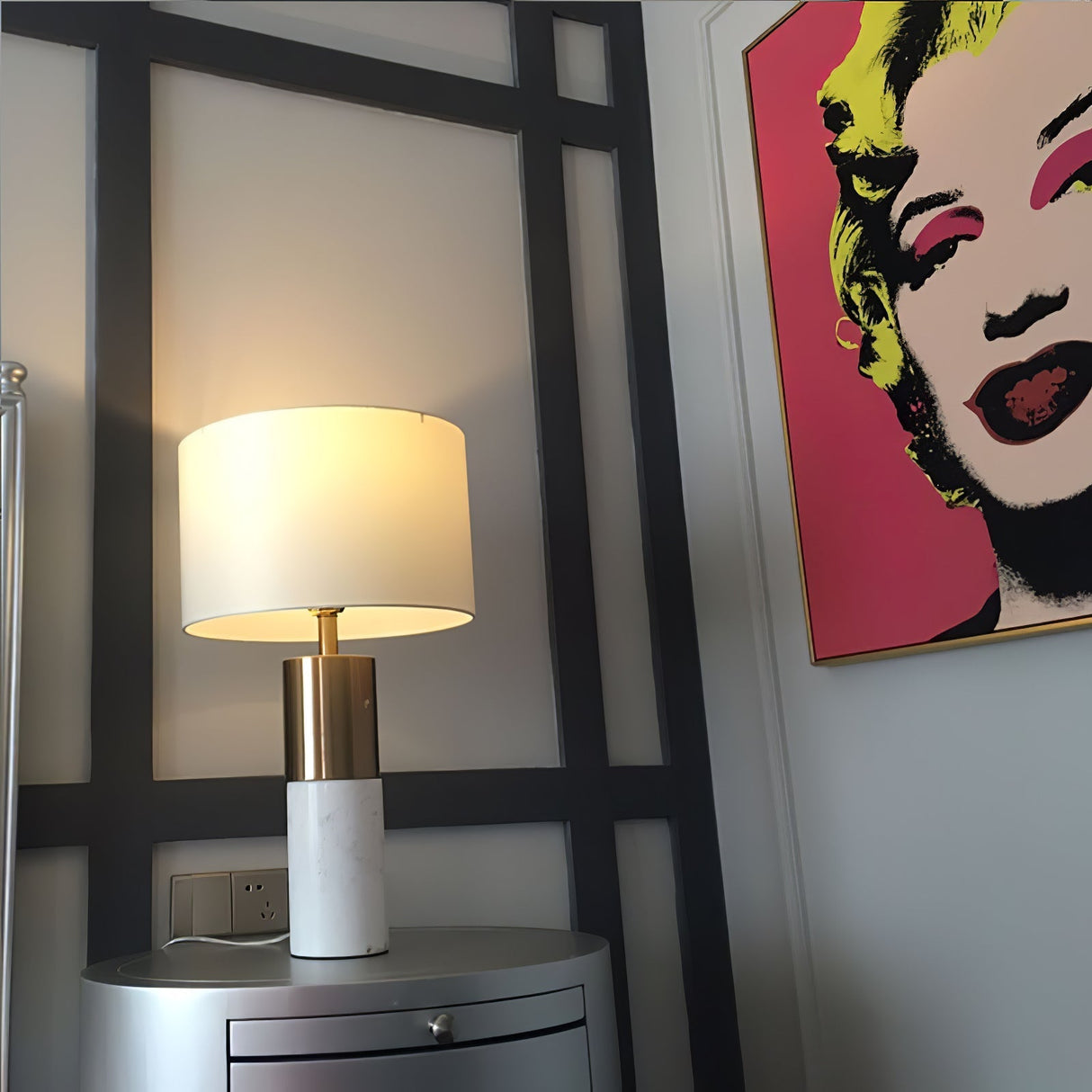 Modern Marble Table Lamp Gold Metal and White Shade - Product detail 4