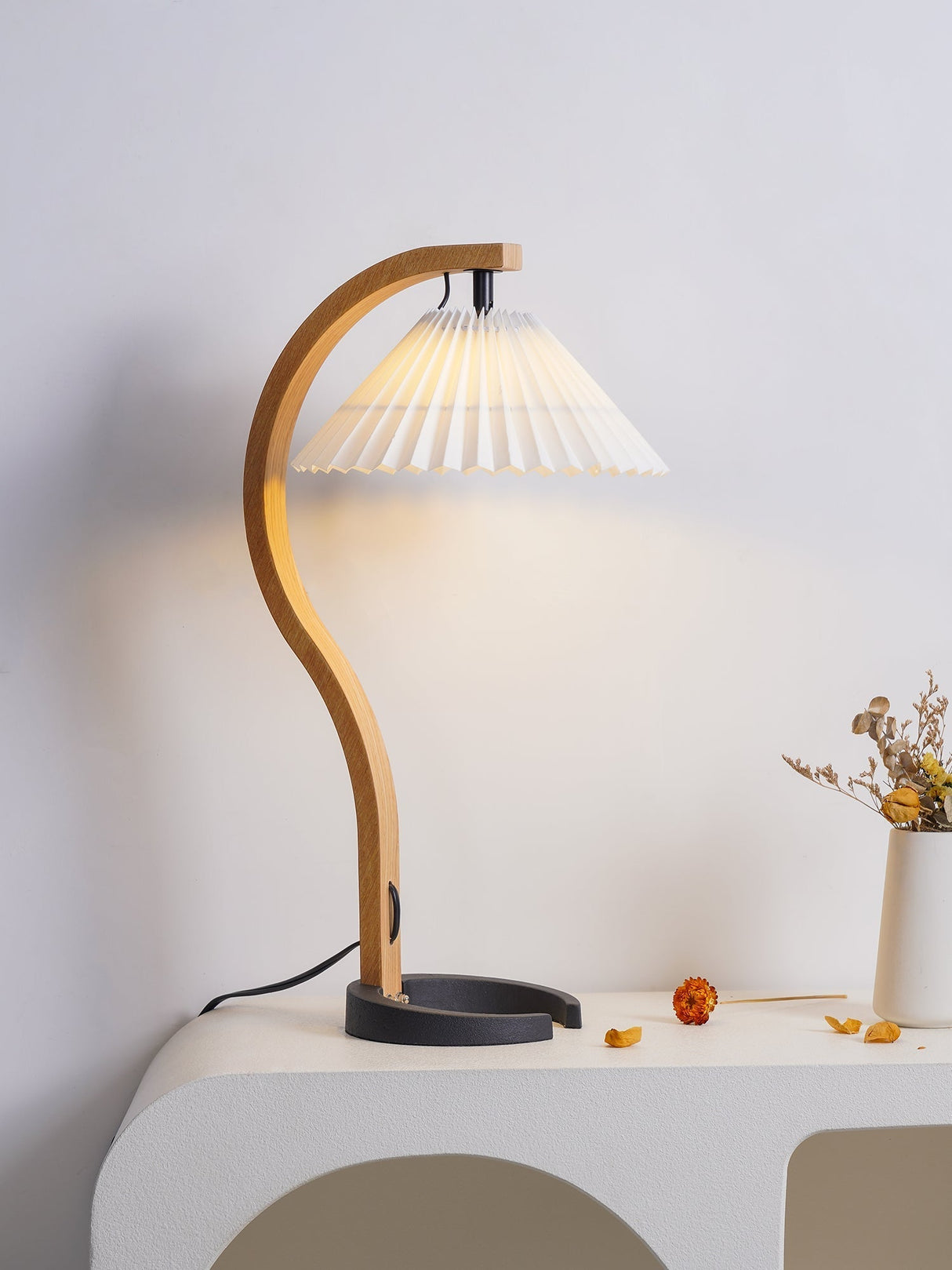 Scandinavian Table Lamp Curved Wood Pleated Shade - Product detail 10