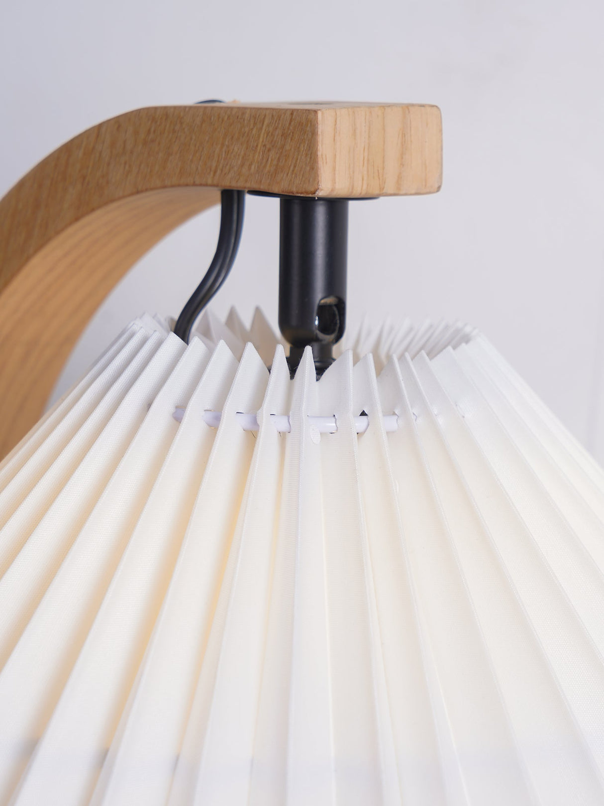 Scandinavian Table Lamp Curved Wood Pleated Shade - Product detail 14