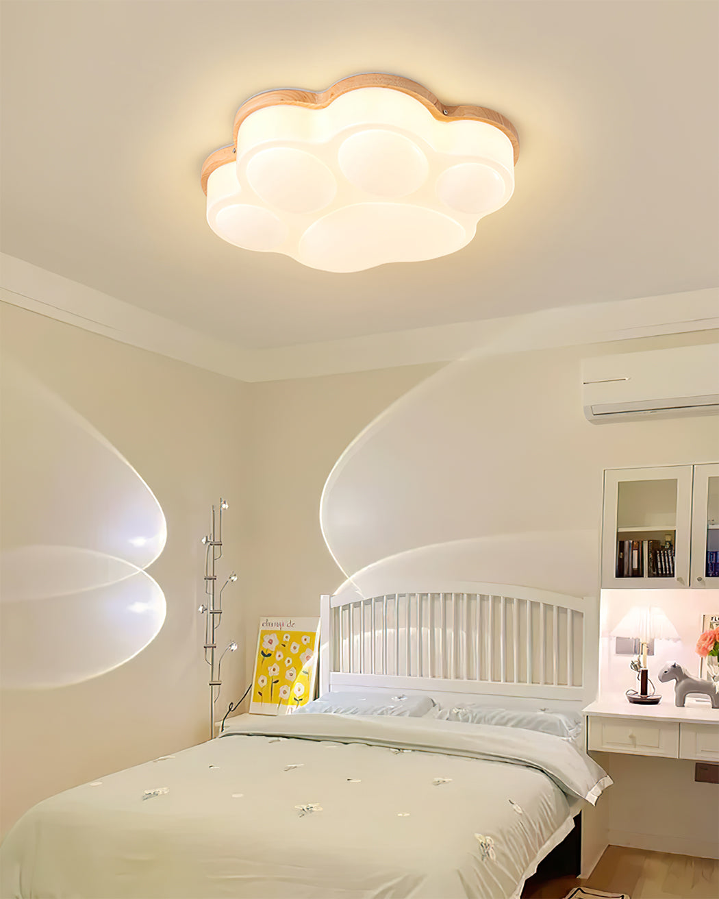 Cat Paw Ceiling Light Wood Trim White LED Design - Product detail 13