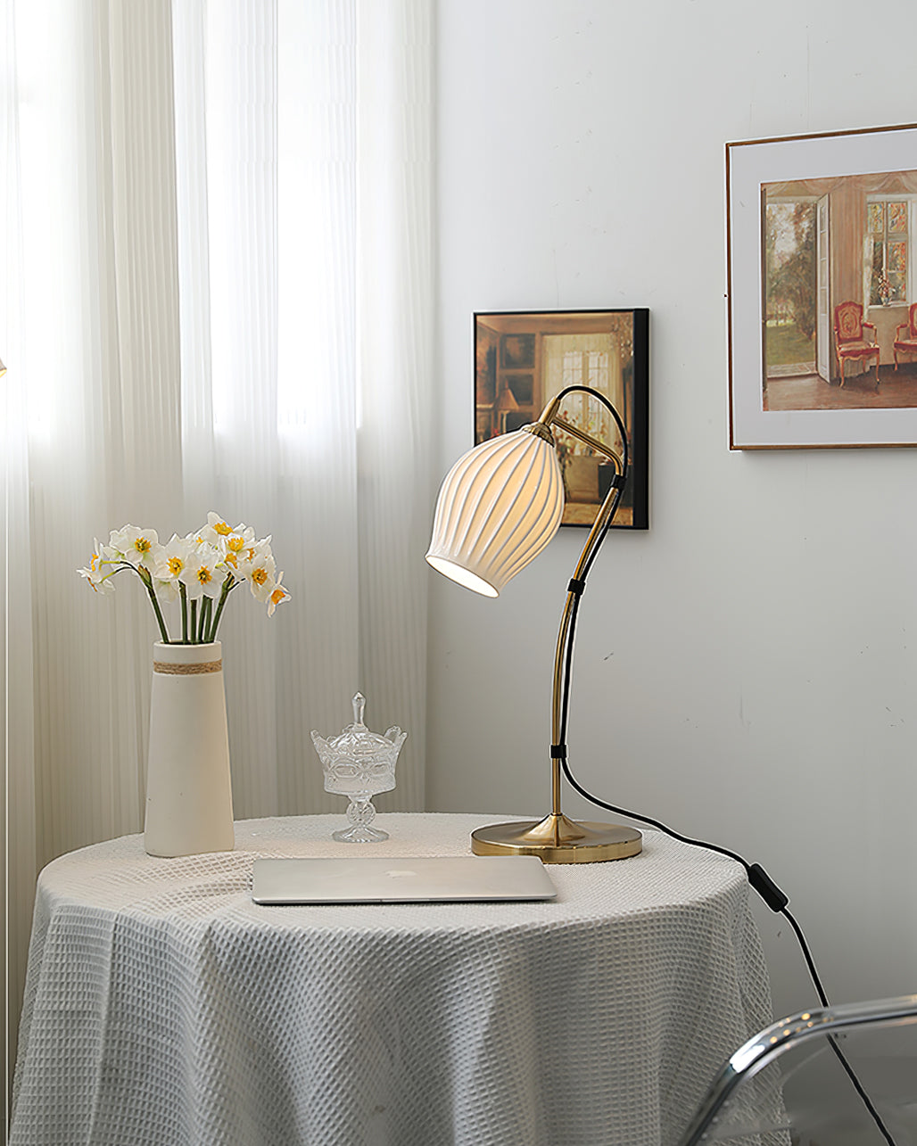 Ceramic Table Lamp Ribbed Shade Design - Product detail 16