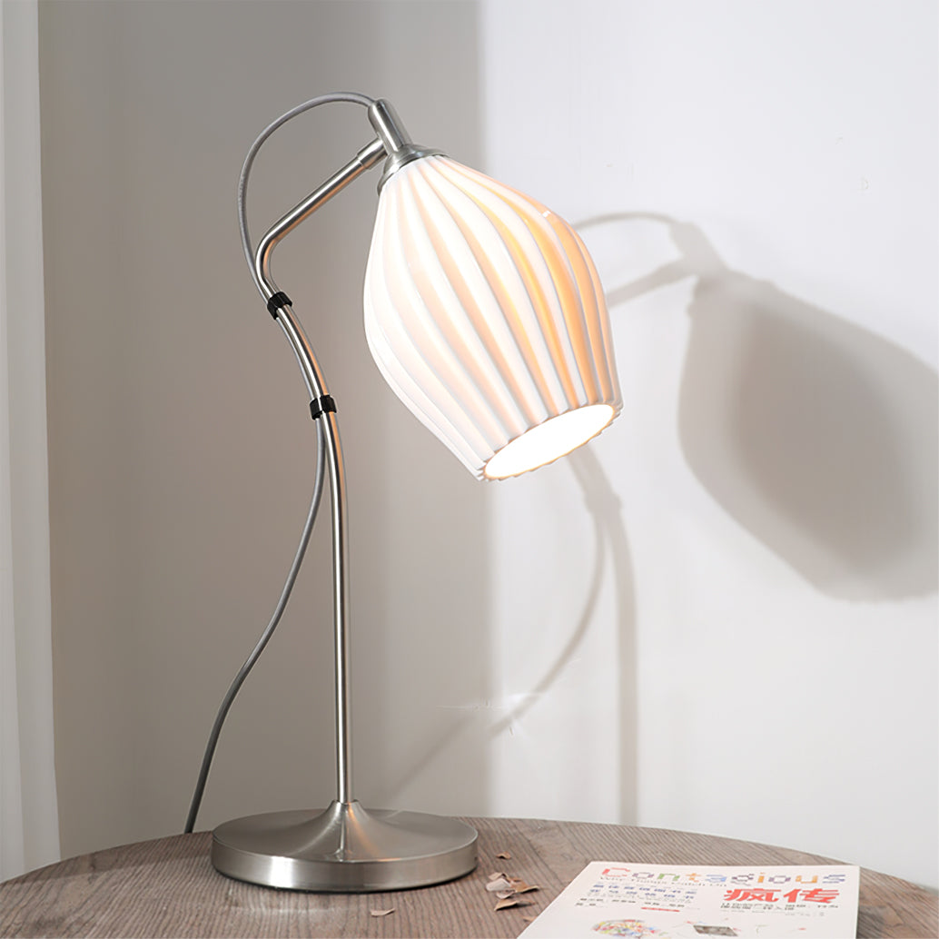 Ceramic Table Lamp Ribbed Shade Design - Product detail 7