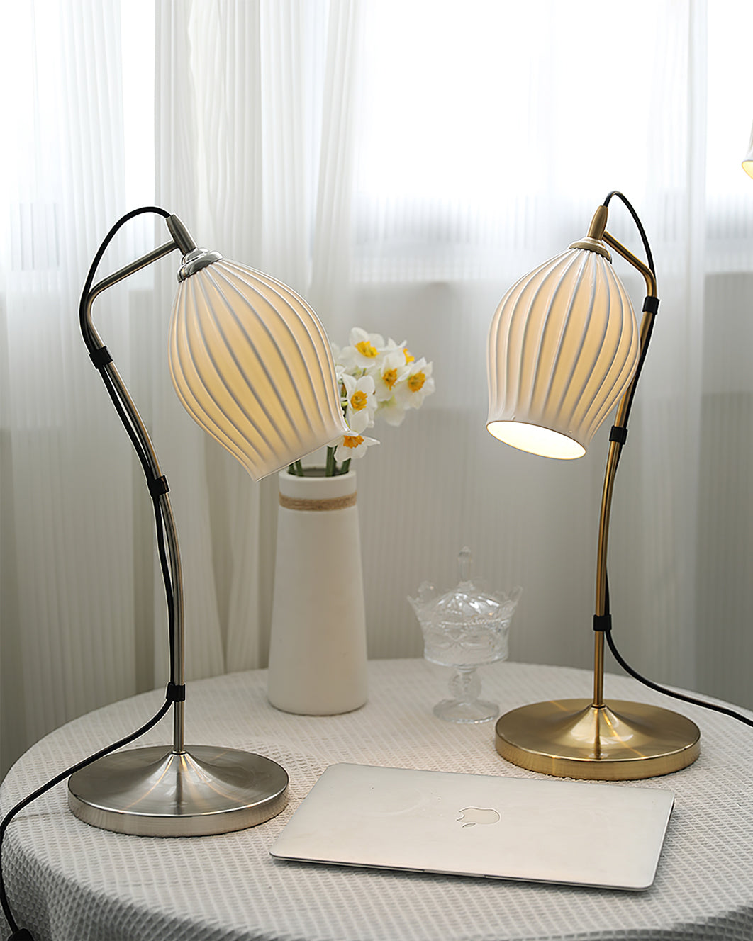 Ceramic Table Lamp Ribbed Shade Design - Product detail 17