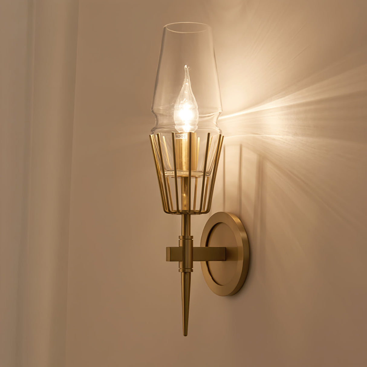 Modern Wall Sconce Brass Frame Clear Glass Shade - Product detail 14