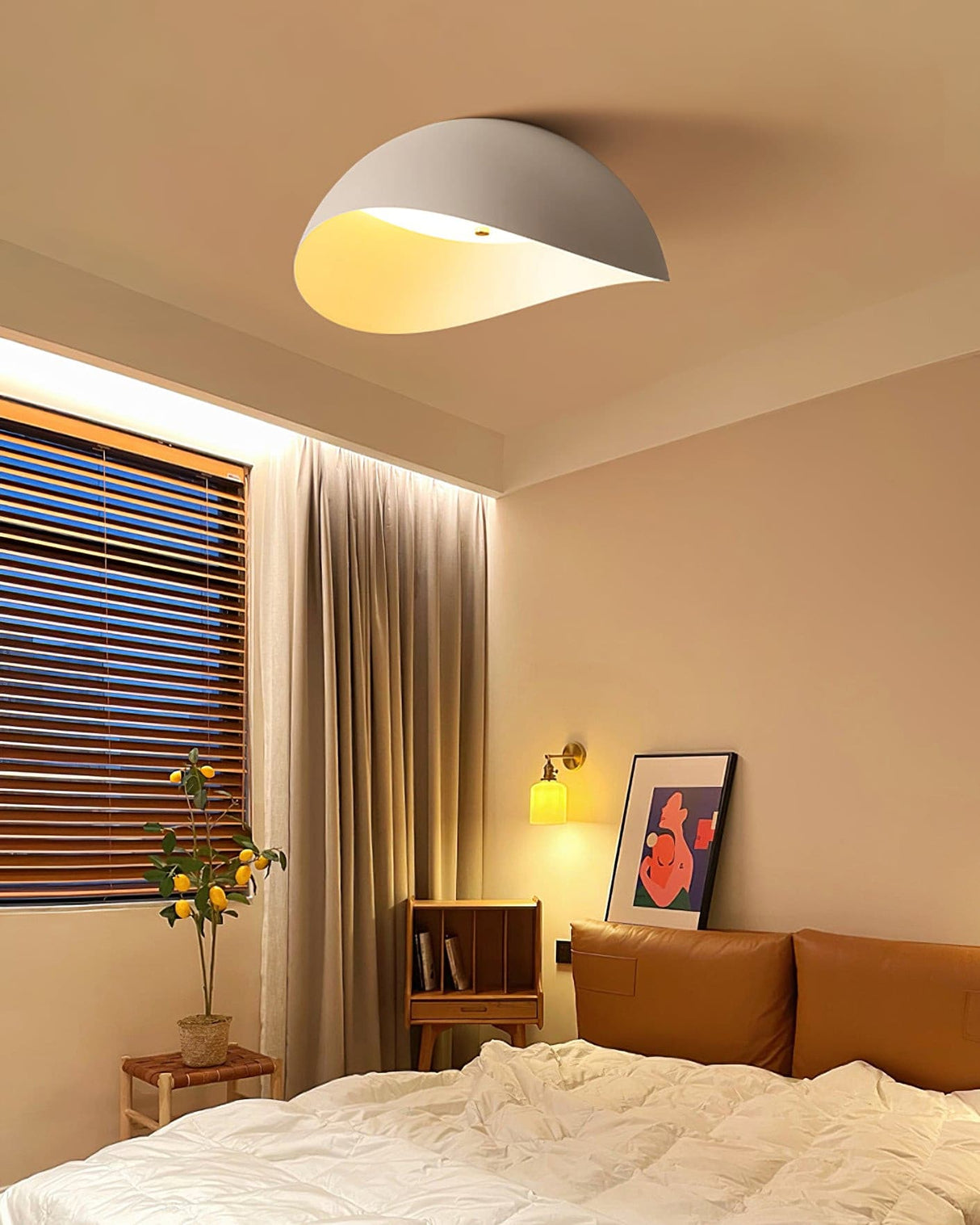 Modern LED Ceiling Light Curved Black Metal Ring Design - Product detail 10