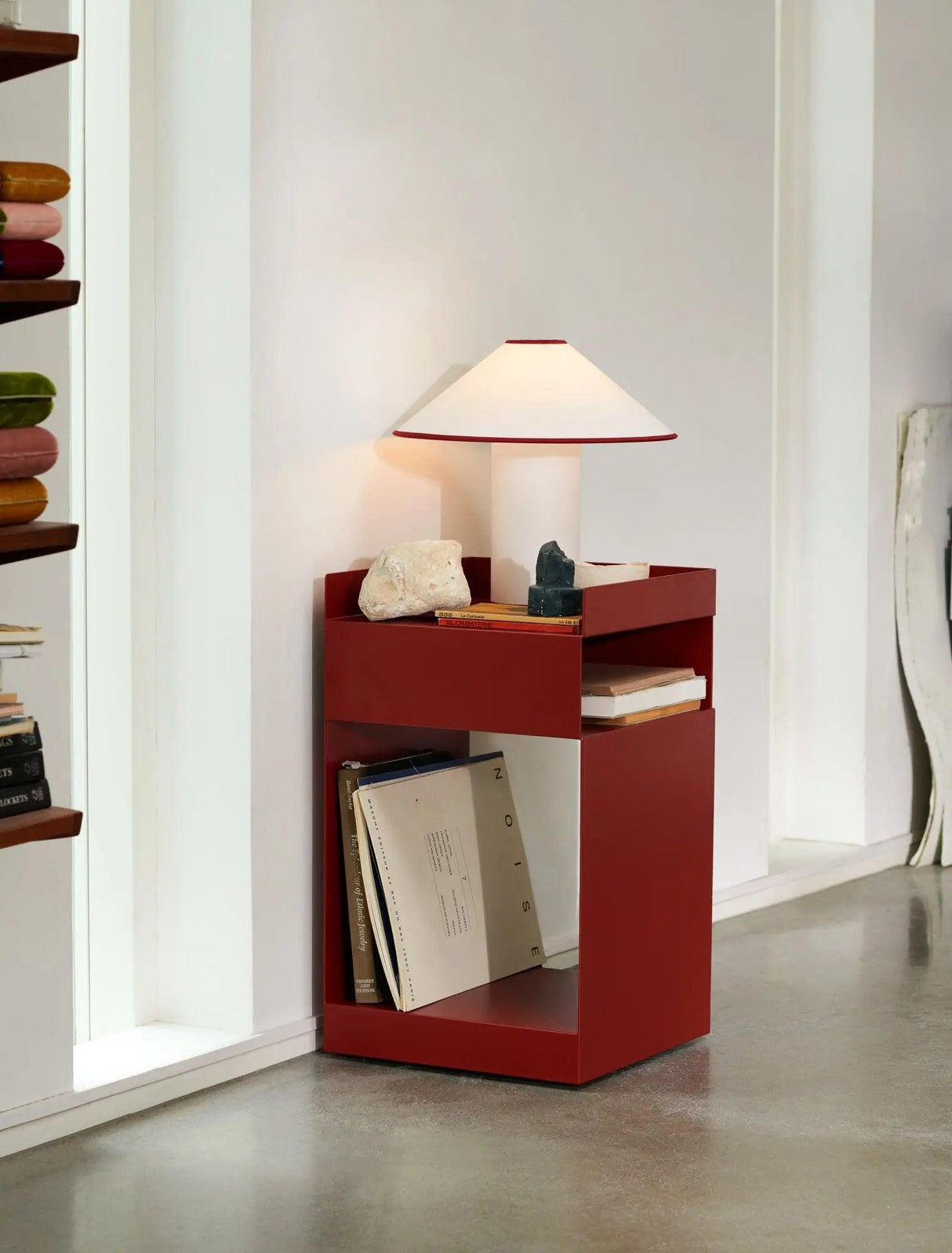 Modern Table Lamp White Metal With Red Trim - Product detail 20