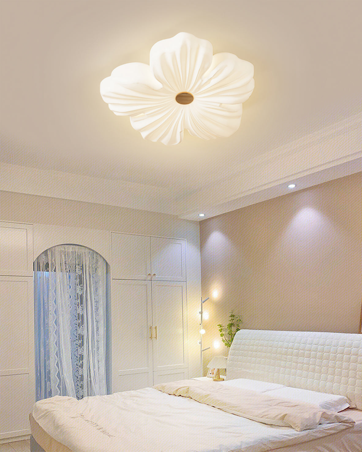 Modern Flower Ceiling Light White Floral LED Pendant - Product detail 8