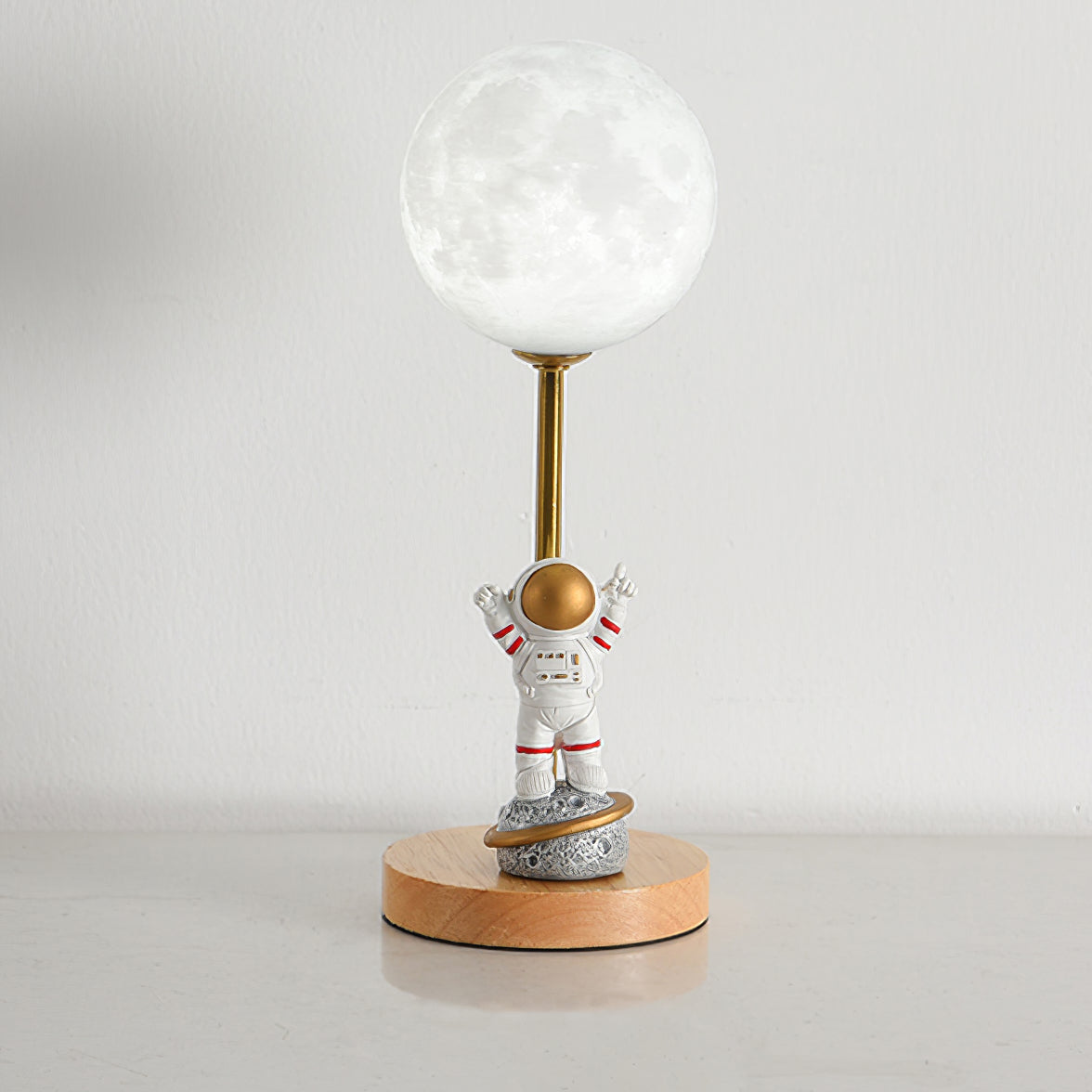 Moon Shape Table Lamp LED Astronaut Design - Product detail 34