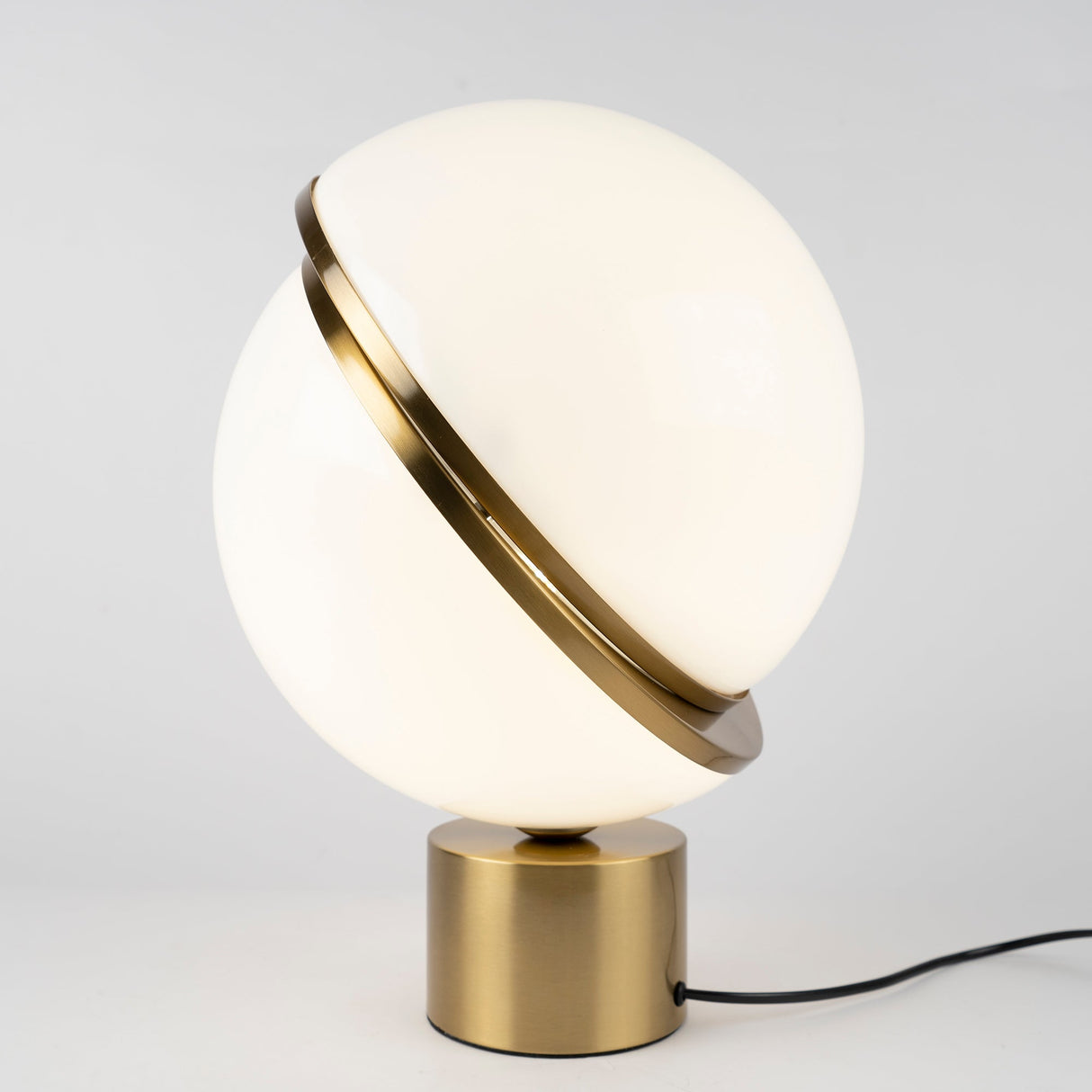 Modern Globe Table Lamp Brass Crescent Design - Product detail 9