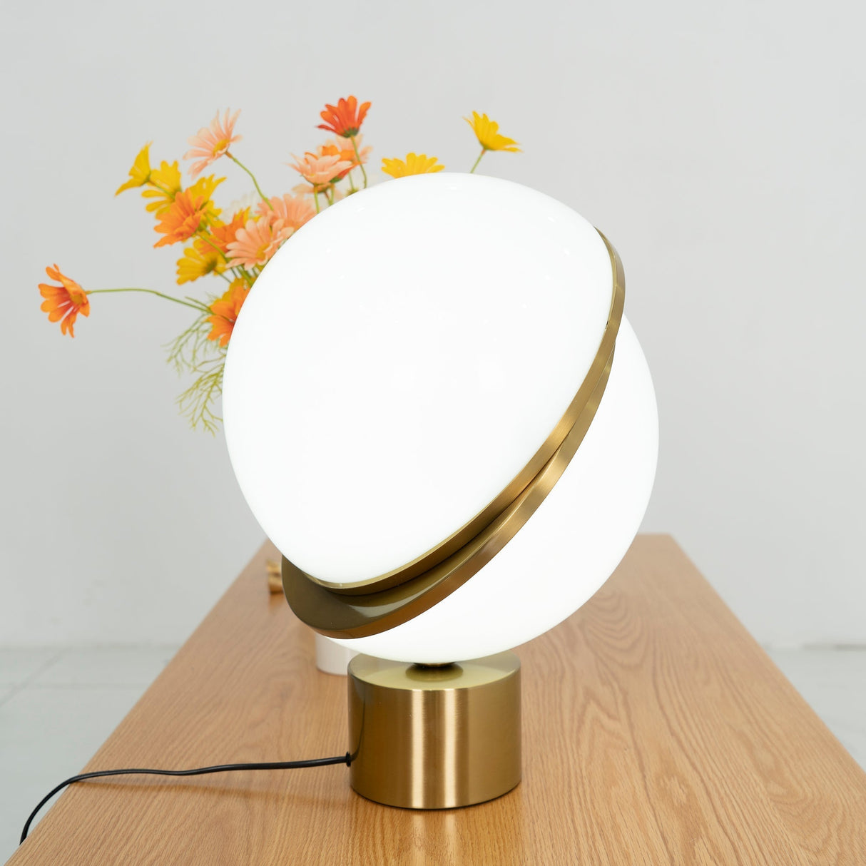 Modern Globe Table Lamp Brass Crescent Design - Detailed view
